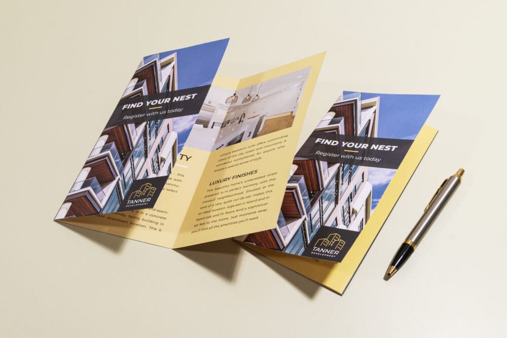 in ấn brochure